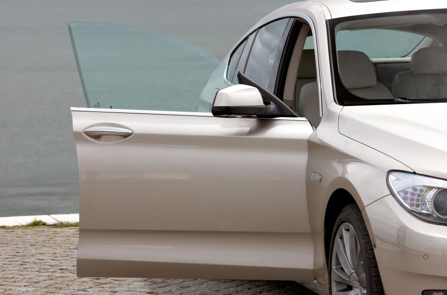  BMW 5-Series GT 2010 года  (фото 57 из 133)